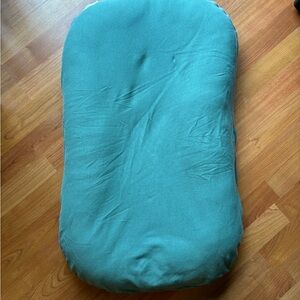 Snuggle me lounger and new cover